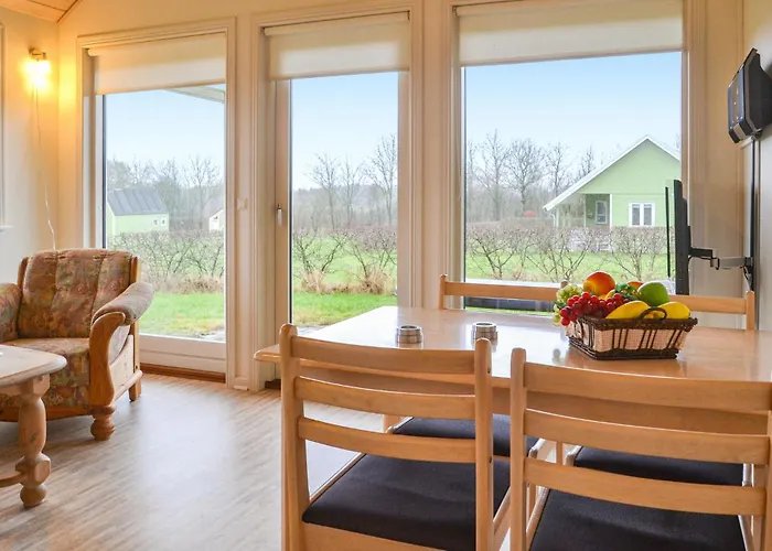 2 Bedroom Cozy In *